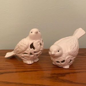 Bird pair in ceramic